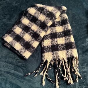 𝅺AERIE Plaid Blanket Scarf